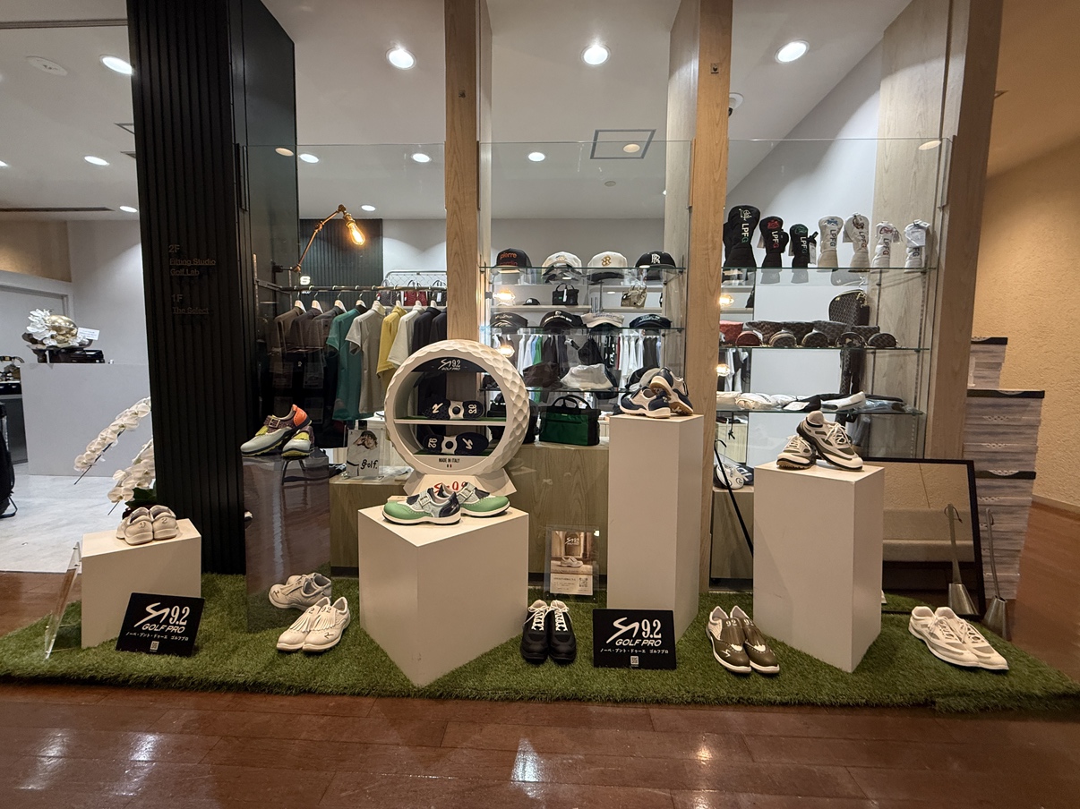 COOL CLUBS THE SELECT 碑文谷 POPUP展示の様子