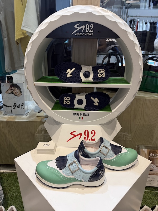 COOL CLUBS THE SELECT 碑文谷 商品ディスプレイ